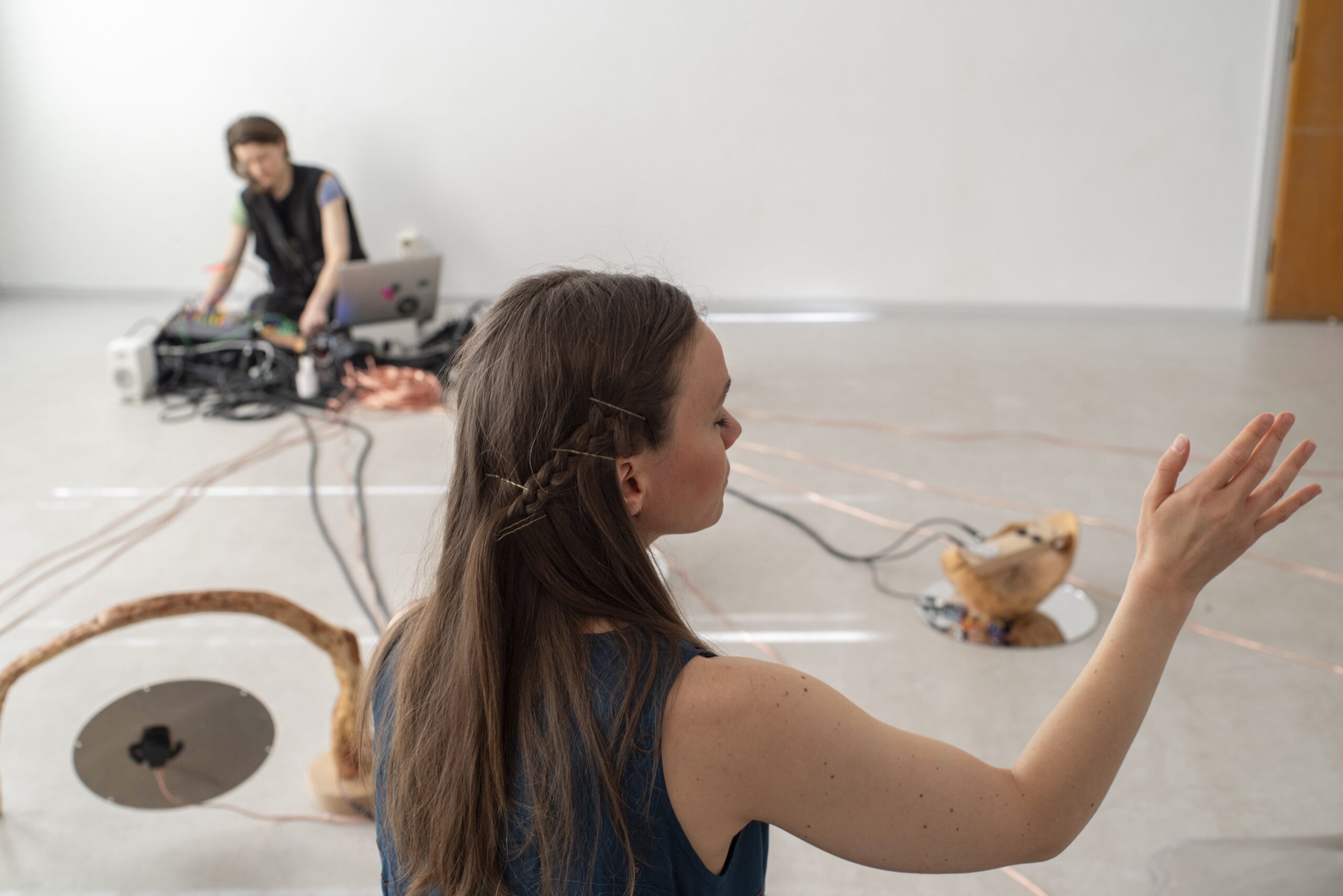 Conversation between Marie Topp & Julia Gierzt and Kerstin Schroth about Maze